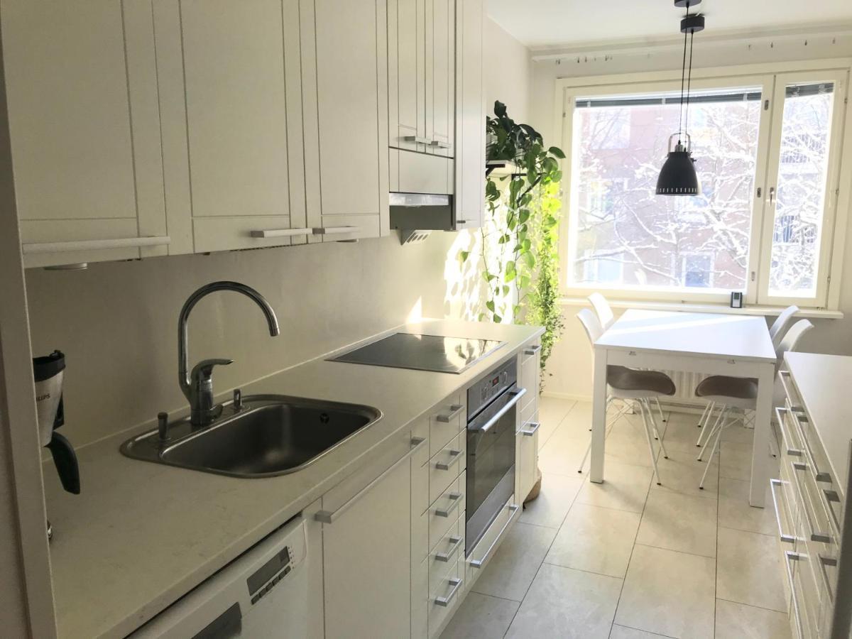 Avara Keskusta Asunto + Oma Ilmainen Parkkipaikka Apartment Tampere Exterior foto